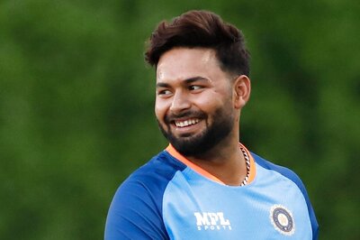 Asia Cup 2022: Former India Wicketkeeper Prefers Rishabh Pant Over Dinesh Karthik in India's XI