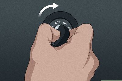 How to Reset a Gas Gauge Needle