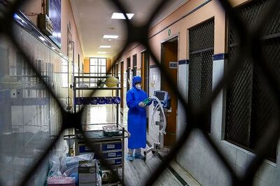 It Took over 24 Hours For a Delhi Nurse, Who Got Infected While on Duty, To Get Admitted to Hospital