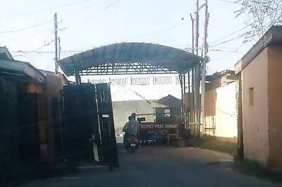 Kashmiri Hindus, Sikhs Who Withstood ‘90s Exodus Pack Their Bags after Attacks on Minorities