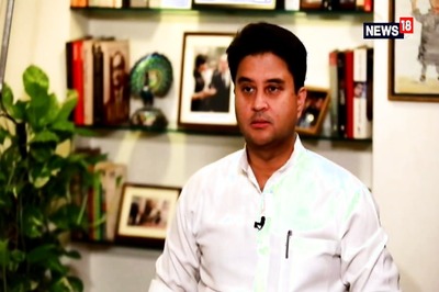 Stung by Scindia's Resignation, Congress Claims it Expelled Guna Royal for 'Anti-party Activities'