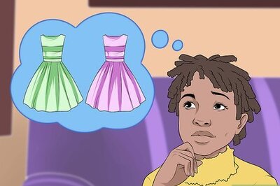 How to Dress for an 8th Grade Formal