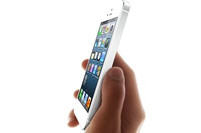 Apple's iPhone 5 bigger, faster but lacks 'wow'