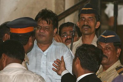 When Cops Came, Dawood's Brother Kaskar was watching KBC, Eating Biryani