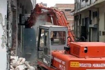 Ordinance to put sealing on hold in Delhi