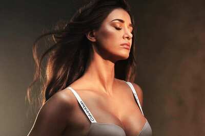 Sexy! Disha Patani Flaunts Her Bombshell Body In A Plunging Bikini, Racy Video Goes Viral; Watch