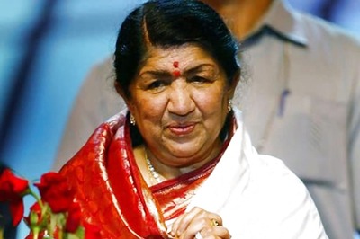 Lata Mangeshkar Makes Instagram Debut, Fans Celebrate Her Arrival