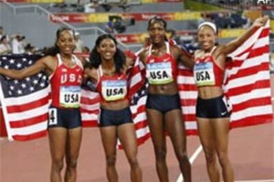 USA wins men's, women's 4x400m relay gold