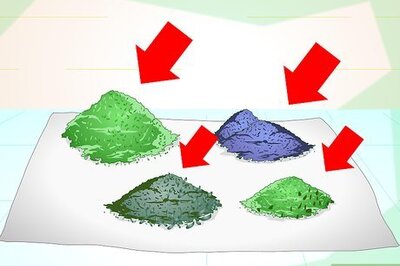 How to Make an Herbal Flea Remedy for Cats