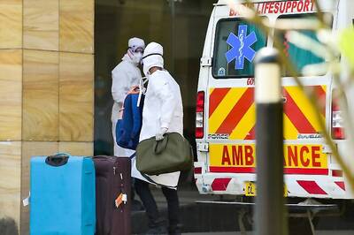 Delhi Minister Says Reports on Shortage of Beds for Covid-19 Patients in City's Hospitals are Misleading