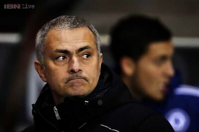 Mourinho thanks officials after contentious penalty sinks Chelsea