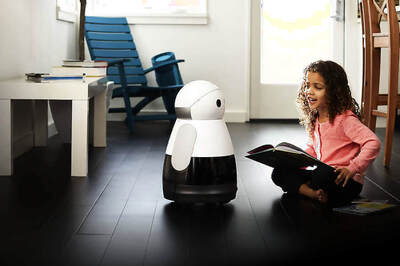 The AI Powered Kuri Home Robot is Being Discontinued, And We Are Sad