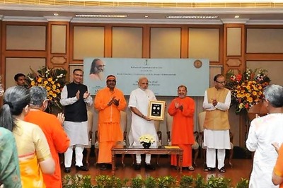 PM Modi releases Swami Chinmayananda centenary coin