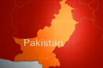 Pakistan election rally blast kills 14, wounds 24