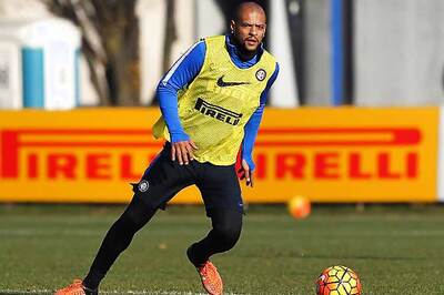 Inter Milan's Felipe Melo gets injured during Serie A match against Genoa