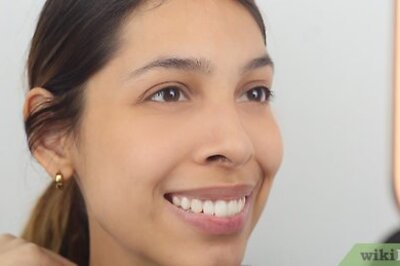 How to Apply Rainbow Eyeshadow