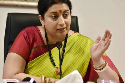 Watch Smriti Irani Get Emotional on Visiting her Old Gurugram House