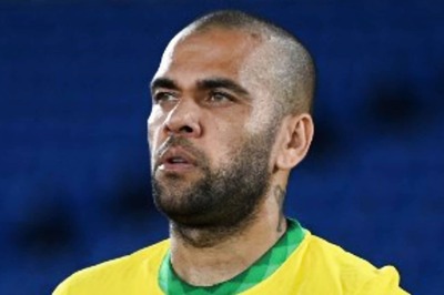 LaLiga 2021/22: Dani Alves to Sport No. 8 Jersey at Barcelona