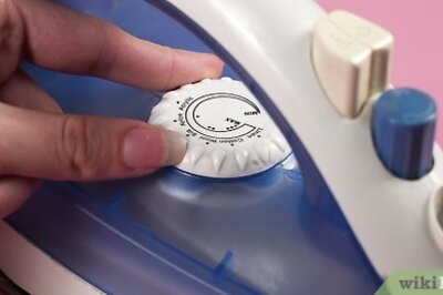 How to Clean a Burnt Iron With Salt or Other Household Items