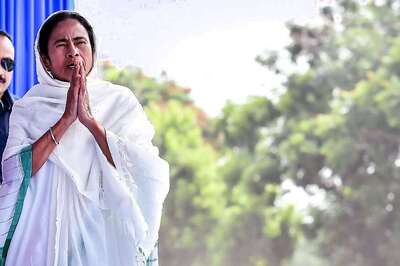 Does Loving Hindus Mean Hating Muslims, Asks Mamata Banerjee on Eid