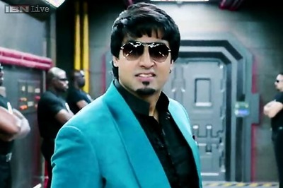 Why Abhishek Bachchan really needs to break off from the pack now and feature in solo-hero films