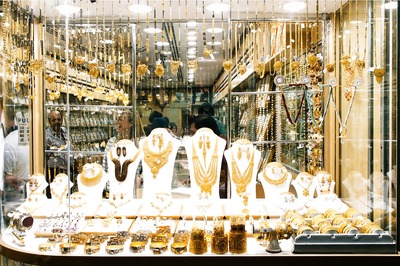 Gold Price Today: Yellow Metal, Silver Drop, Experts Suggest Buy on Dips