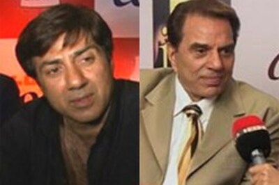 Cheque it out! Sunny, Dharmendra get court calls