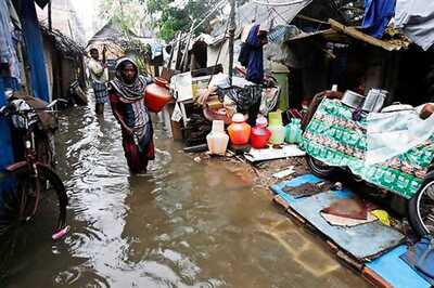 Rain fury in southern India throws life out of gear, Tamil Nadu worst hit, death toll rises to 71