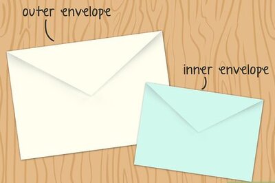 How to Address Wedding Invitations to a Family