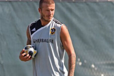 Spain beats England 2-0