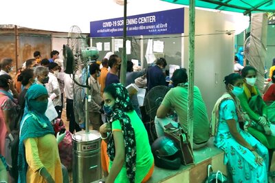 Viral Video of Crowd at Bengaluru's Victoria Hospital Fake, Say Police; One Arrested