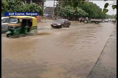 Delhi drowns, Kolkata comes to a standstill as monsoon rains wreak havoc