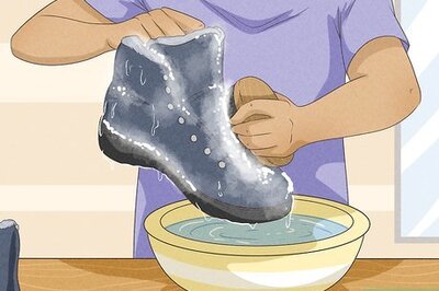 How to Clean Stinky Winter Boots