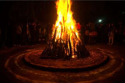 Holashtak 2021: Why Auspicious Activities Need to be Ceased for a Week