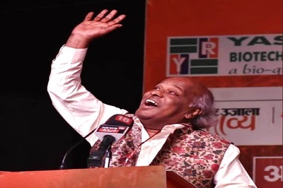 Noted Urdu Poet Rahat Indori Tests Positive for Covid-19, Admitted to Hospital