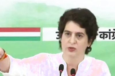 Priyanka Gandhi Announces 40% Tickets For Women in UP Polls; Will It Pay Off?