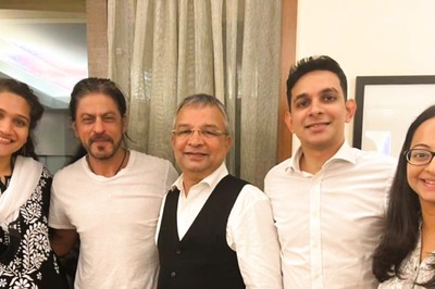 Shah Rukh Khan Greets Son Aryan Khan's Legal Team With Big Smile After Court Victory