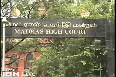 Madras HC judge faces flak for asking rape survivor to 'mediate' with accused