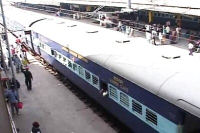 Mumbai: Congress workers to stage 'rail roko' on Wednesday