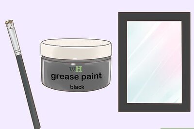 How to Do Alice Cooper Makeup