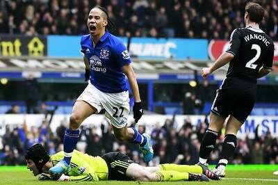 Pressure rises as dismal Chelsea lose at Everton