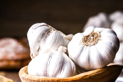 After Onion, Garlic Prices Are Now Bringing Tears To Consumers: Know Why Garlic Rates Are Rising