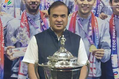 BAI President Welcomes Historic Thomas Cup Trophy in India for The First Time