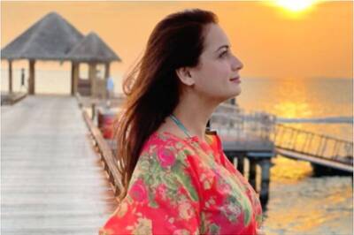 Dia Mirza Announces Her First Pregnancy, Anushka Sharma and Priyanka Chopra Shower Her With Love