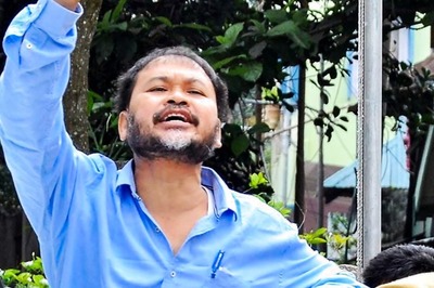 Akhil Gogoi Rejects Merger Plan with TMC; Refuses to Head Mamata Banerjee's Party in Assam