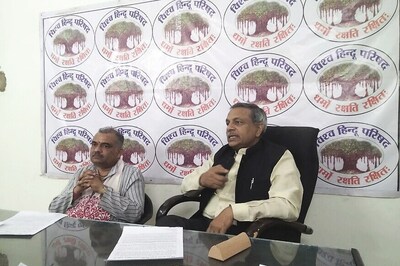 VHP, Bajrang Dal To Train Cadre To Help People in 'Cashless' Mission