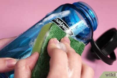How to Clean a Nalgene Bottle