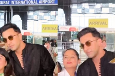 Ranbir Kapoor Takes Selfies With Fans At Surat Airport, Flaunts Clean-Shaven Look For Ramayana | Watch