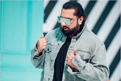 Yo Yo Honey Singh Unveils New Party Song 'Loca', Watch Video