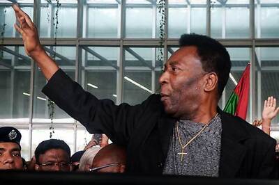 Kolkata celebrates Pele's career with signature cocktails, buffet